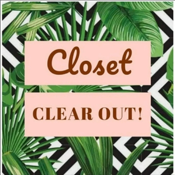 Closet clear out this weekend! Send me an offer ! - Picture 1 of 1